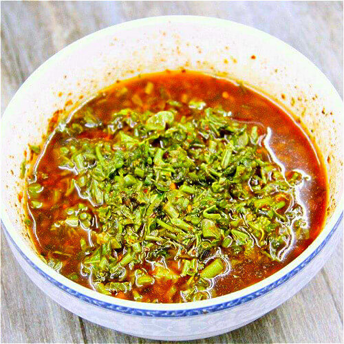 农家菜辣椒砸香椿