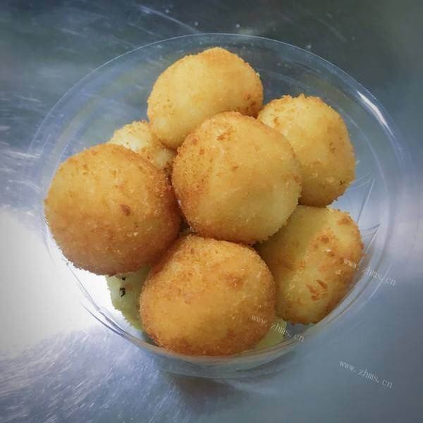 美味的土豆芝士球