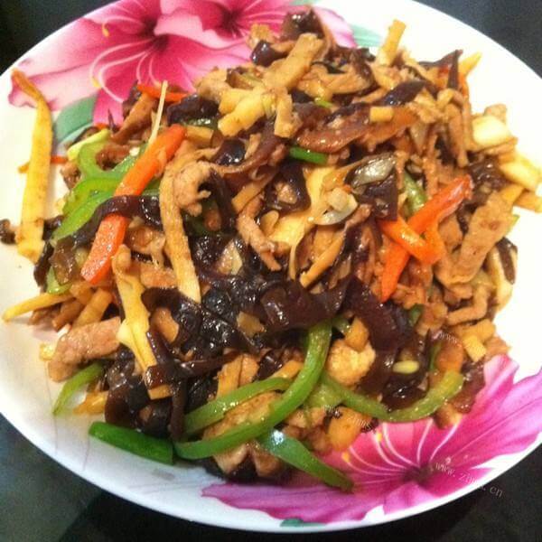 热腾腾的钱江肉丝