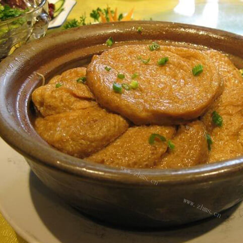 美味的肉丸素鸡煲