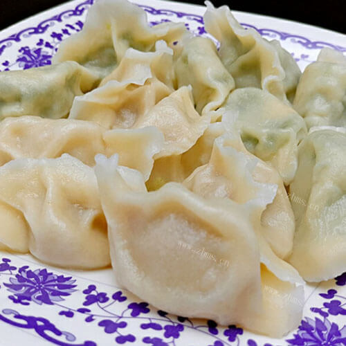 漂亮好味芹菜叶汁皮饺子