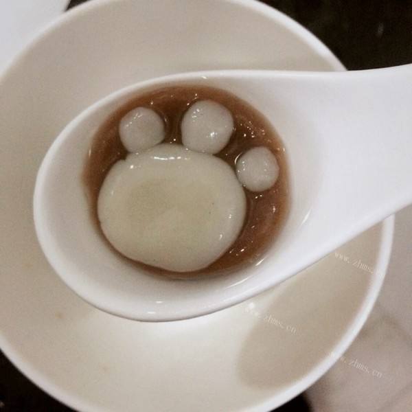 美味可口的小熊汤圆 