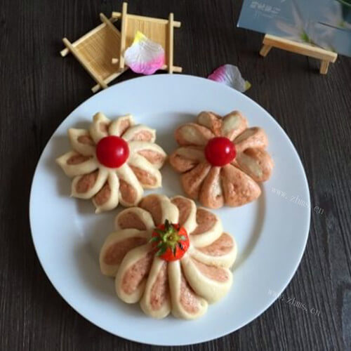 好看混合果汁花朵馒头