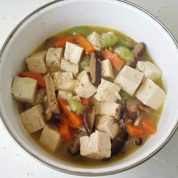 家常豆腐炖丝瓜
