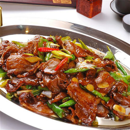 家常辣椒炒土猪肉