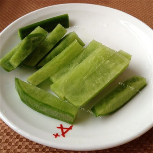 美味的腌萝卜疙瘩