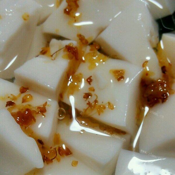 清凉的玫瑰杏仁豆腐 