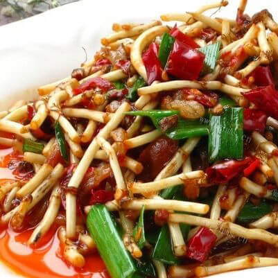 美味的芫荽辣拌折耳根
