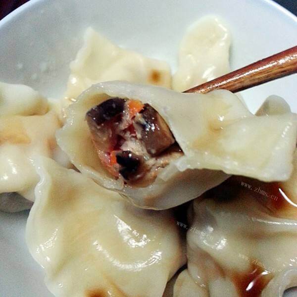 美味香菇杏鲍菇饺子
