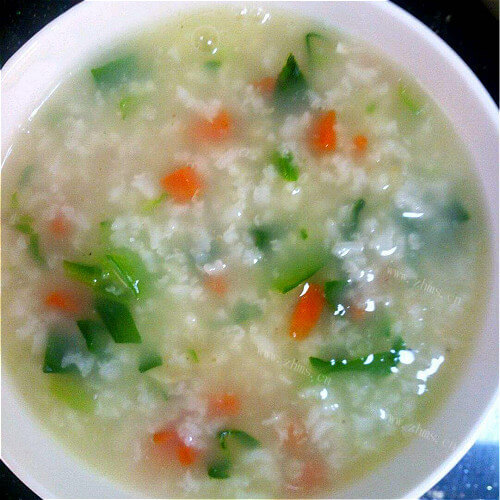 美味三色蔬菜粥