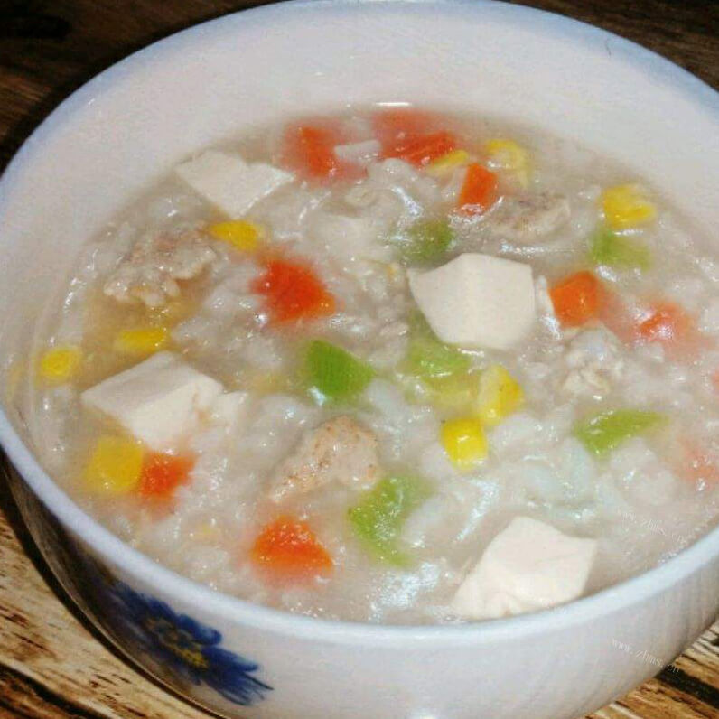 自制豆腐白菜瘦肉粥