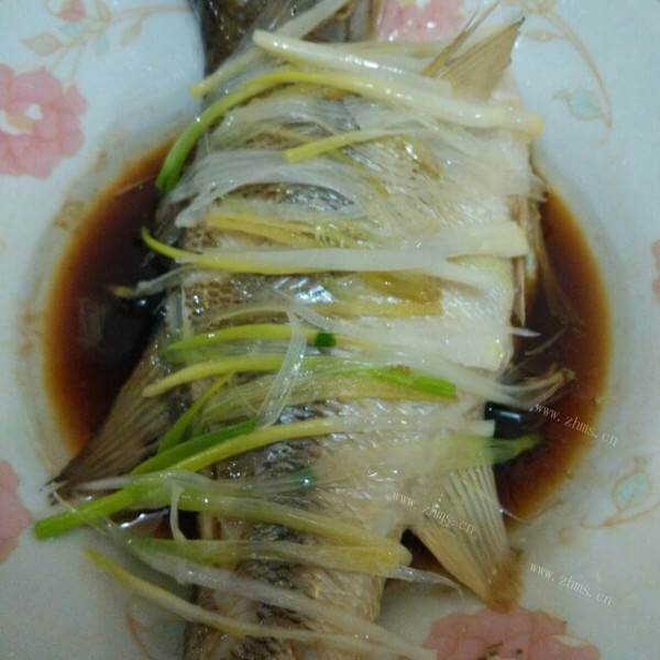 好吃的柠檬鲈鱼片