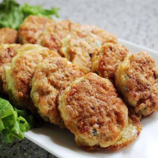 自制白菜猪肉小煎饼 