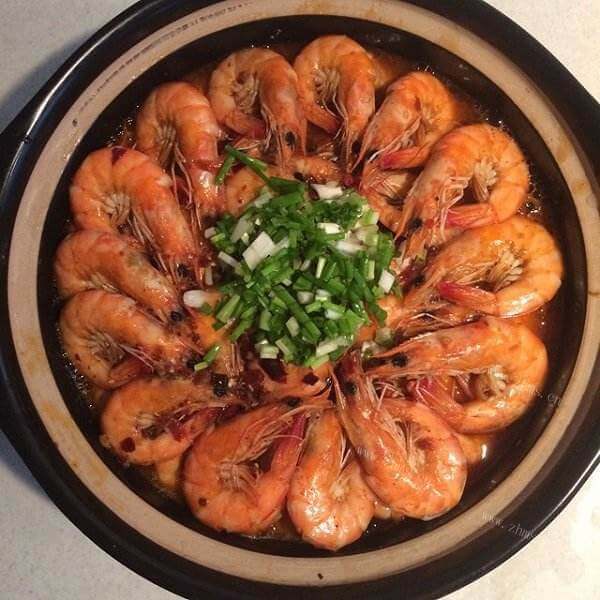 美味的外婆的铜盆虾