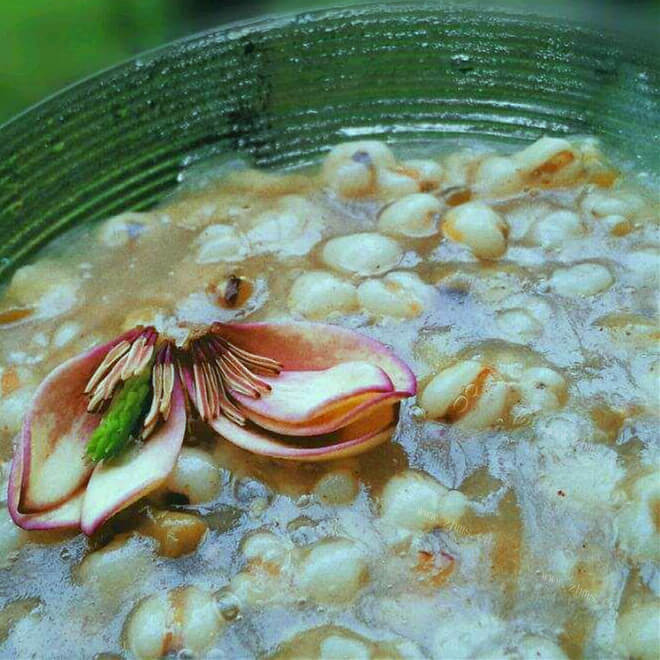 美味的藕粉羹