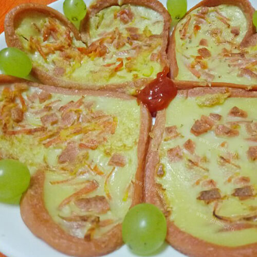 低配版胡萝卜火腿肠饼