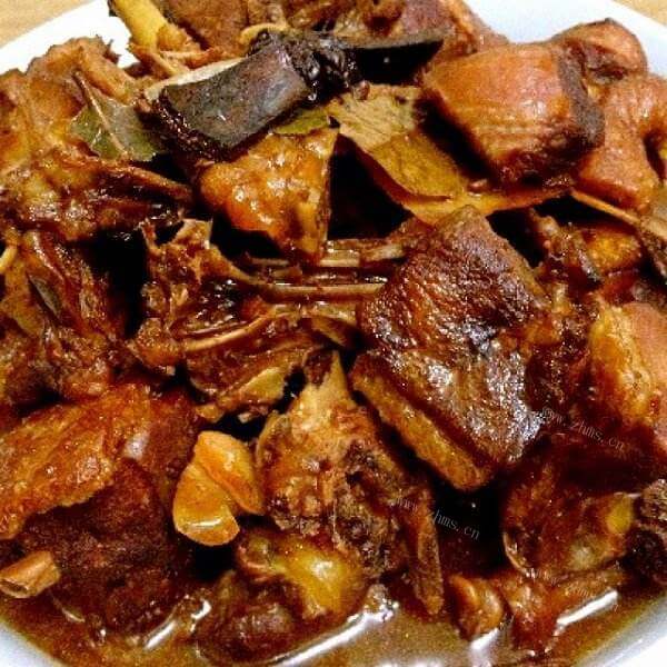 美味的紫苏烩鸭子