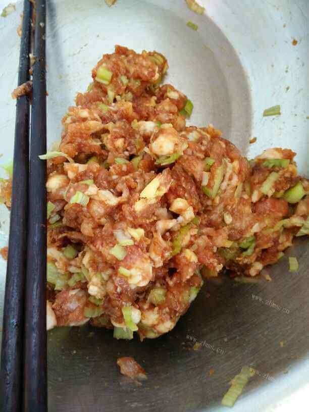 甘苦的鱼香草瘦肉汤做法图解7)