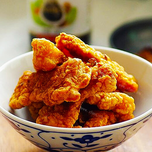 特色美食川味炸酥肉