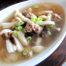 美味营养的虾米蘑菇汤