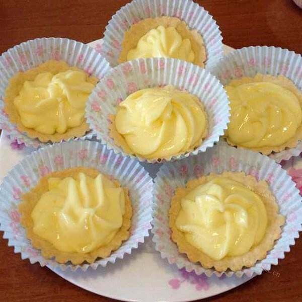 美味的柠檬奶油
