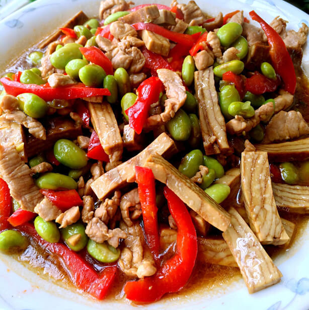 美味的腊肉豆腐干做法图解4)
