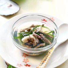 鲜美的牡蛎蔬菜汤