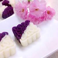 美味的蜂蜜紫薯山药糕