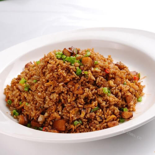 好吃的牛肉酱尖椒炒饭
