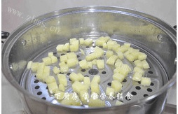 美味坚果土豆奶糊做法图解1)