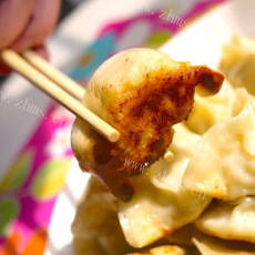 超级好吃的白菜猪肉蘑菇煎饺