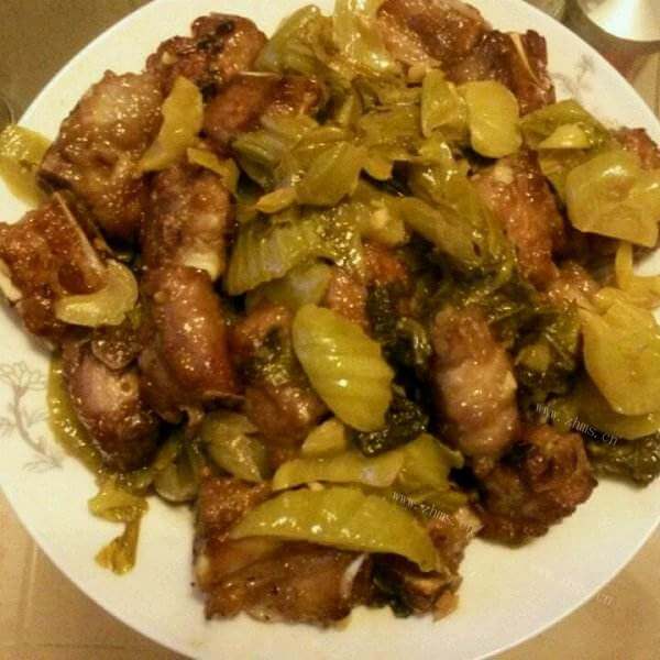 下饭的酸菜排骨