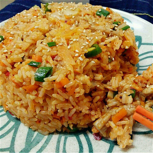 美味的泡菜腊肉蛋炒饭