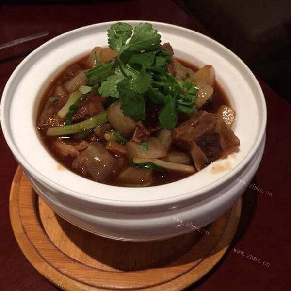 好吃的牛筋香菇煲