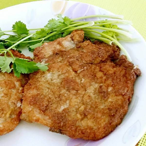 妈妈做的黑椒炸猪排
