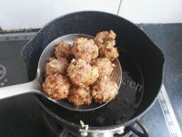 美味的香酥藕圆子做法图解8)