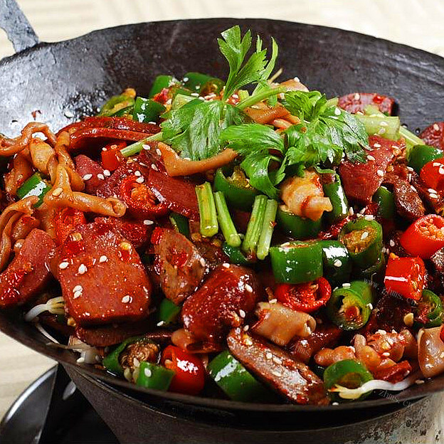 香嫩的干锅鸭肉