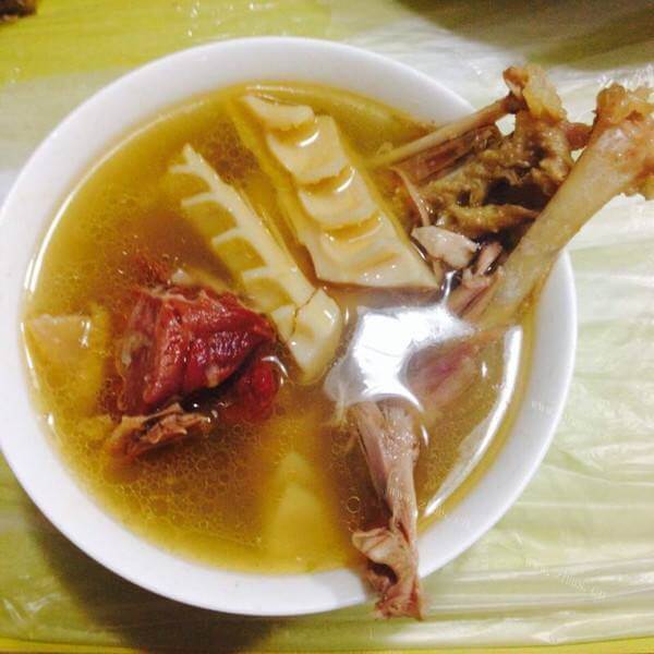 美味的笋干老鸭汤