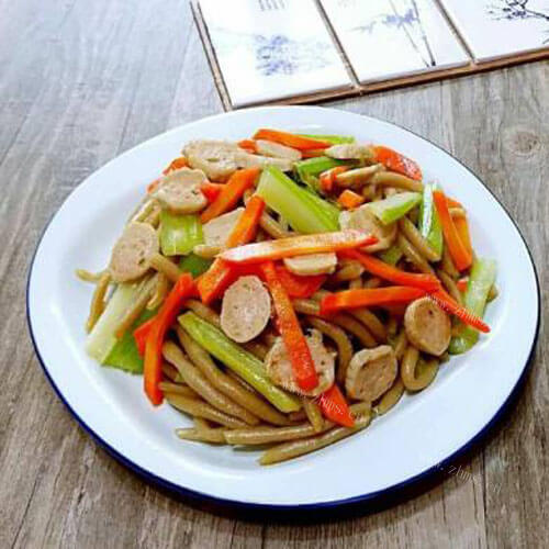 美味的三丝手工莜面条