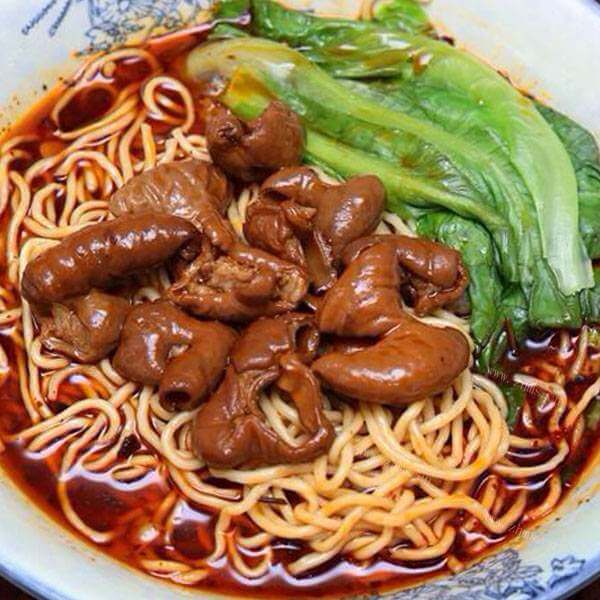 美味的肥肠小面