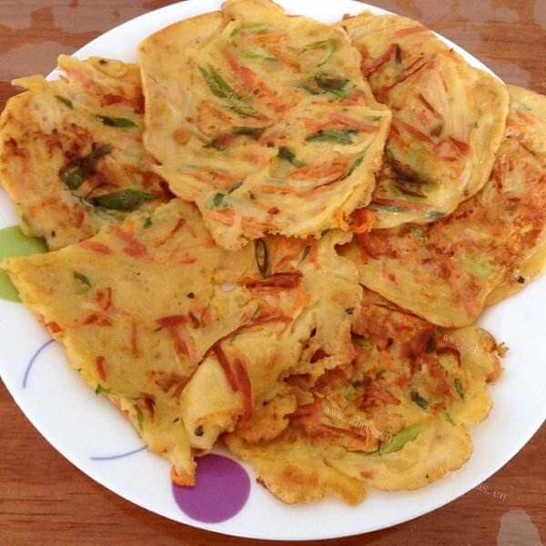 创意香辣韭菜土豆饼