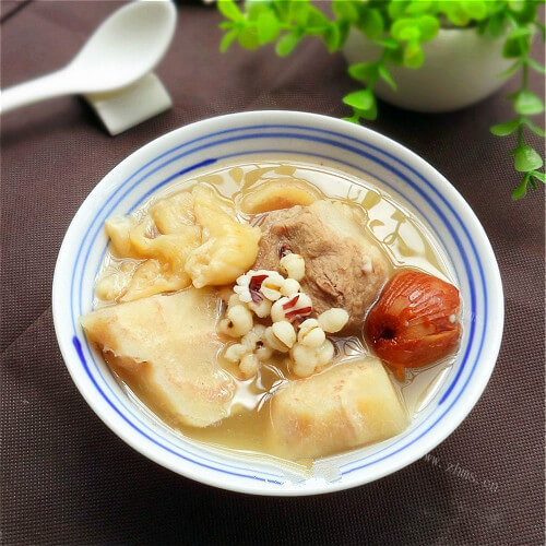 滋补竹笙花胶老鸭汤