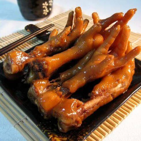 美味的电饭煲卤水鸡爪