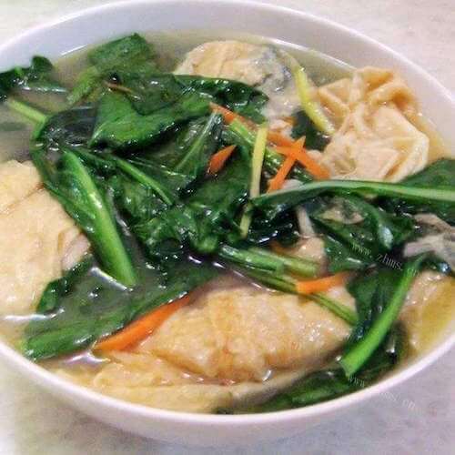 鲜美菜秧豆皮汤