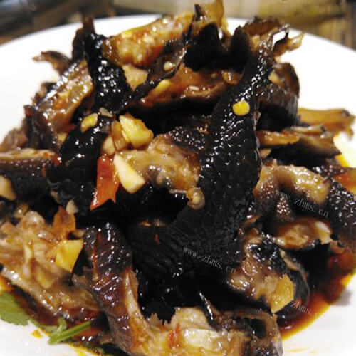 秘制泡椒乌鸡脯