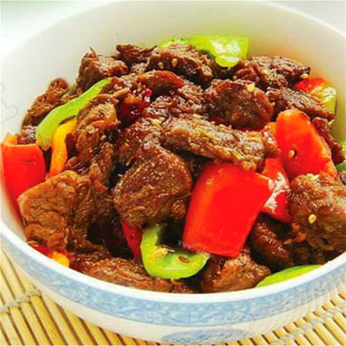 美味的麻辣羊肉丁