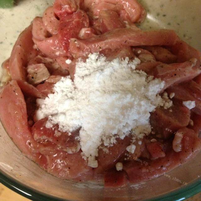 浓香美味的南瓜煎焖猪肉做法图解2)