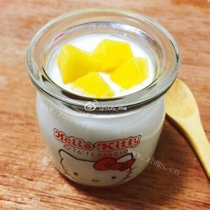 酸酸甜甜的芒果酸奶