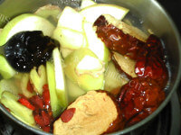 营养的姜枣苹果汤的做法图解六