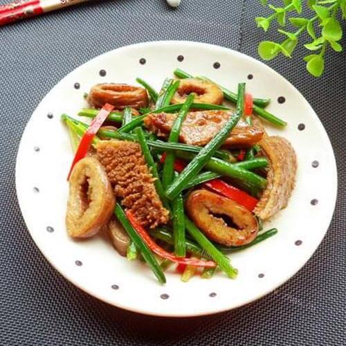 美味的爆炒卤牛杂